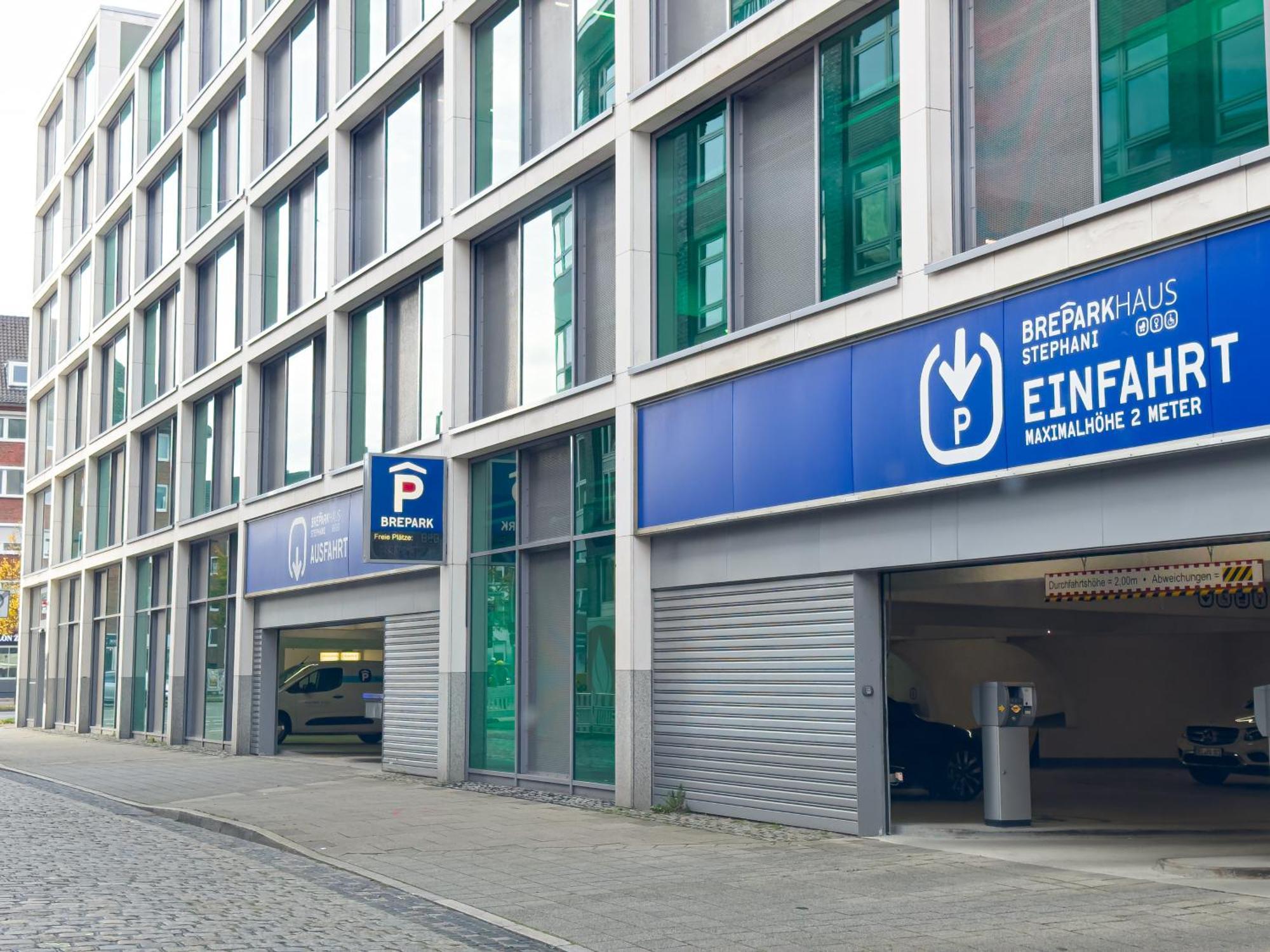Immostay #8 - Haus Fuer 13 Personen Mit 7 Zimmer - Grosser Garten & Grill, Free Parking, Wlan Bremen Luaran gambar